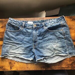 Gap Midrise Medium Rinse Slim Cutoffs Denim Shorts - Women’s Sz 30